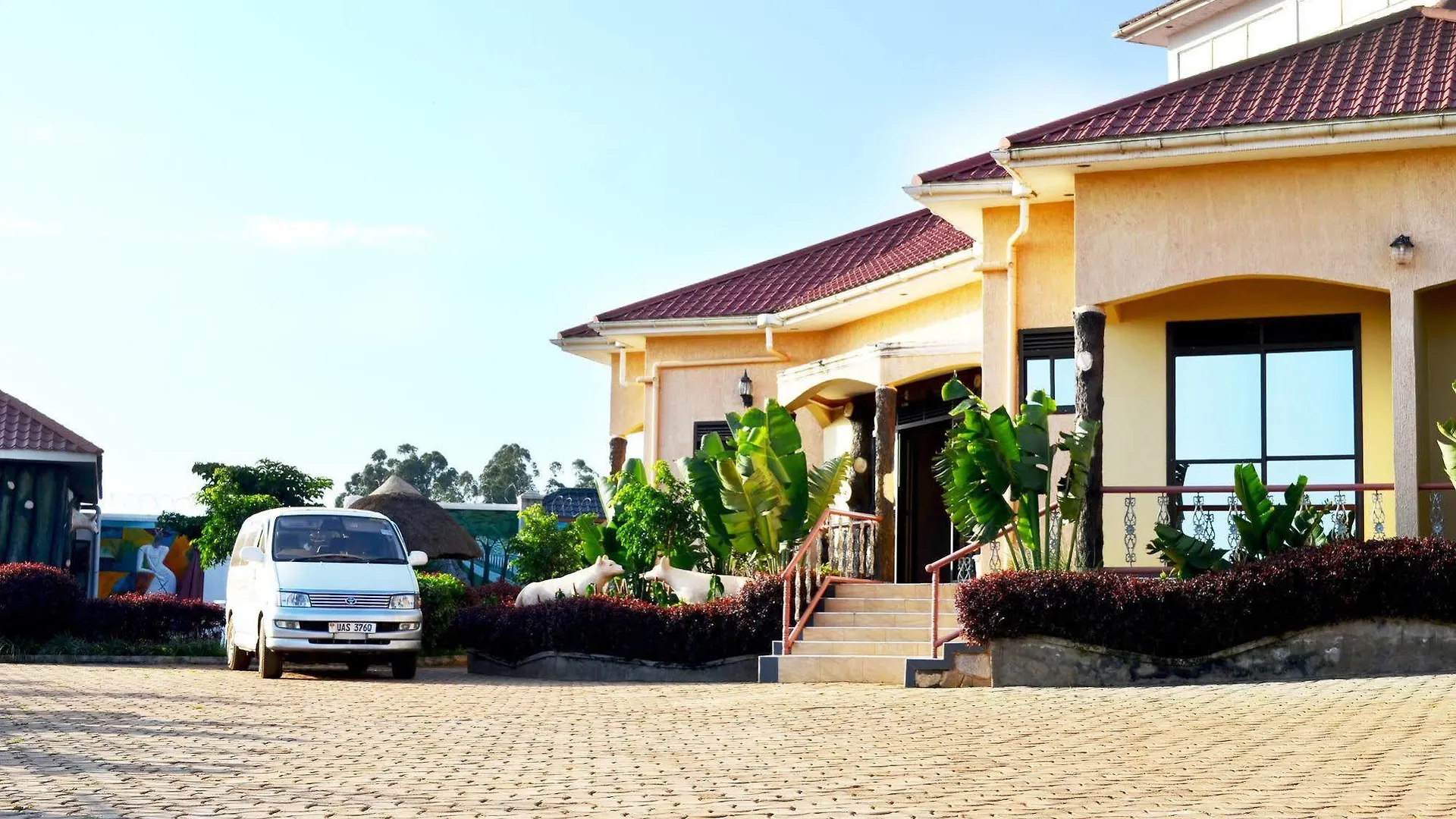 Great Wolf Hotel Entebbe 3*,  Uganda