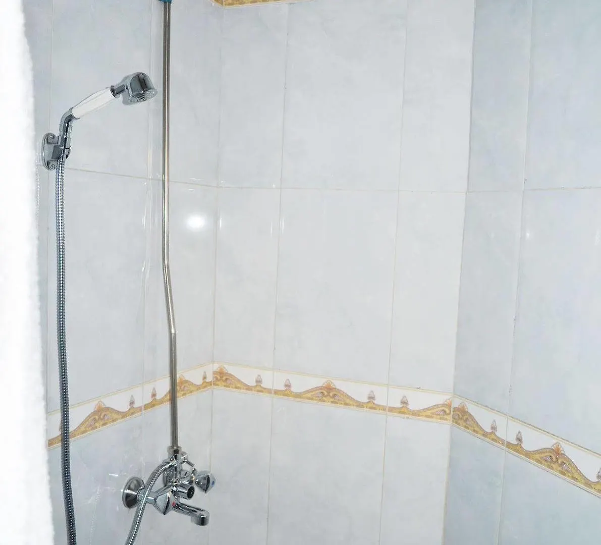 Great Wolf Hotel Entebbe 3*,
