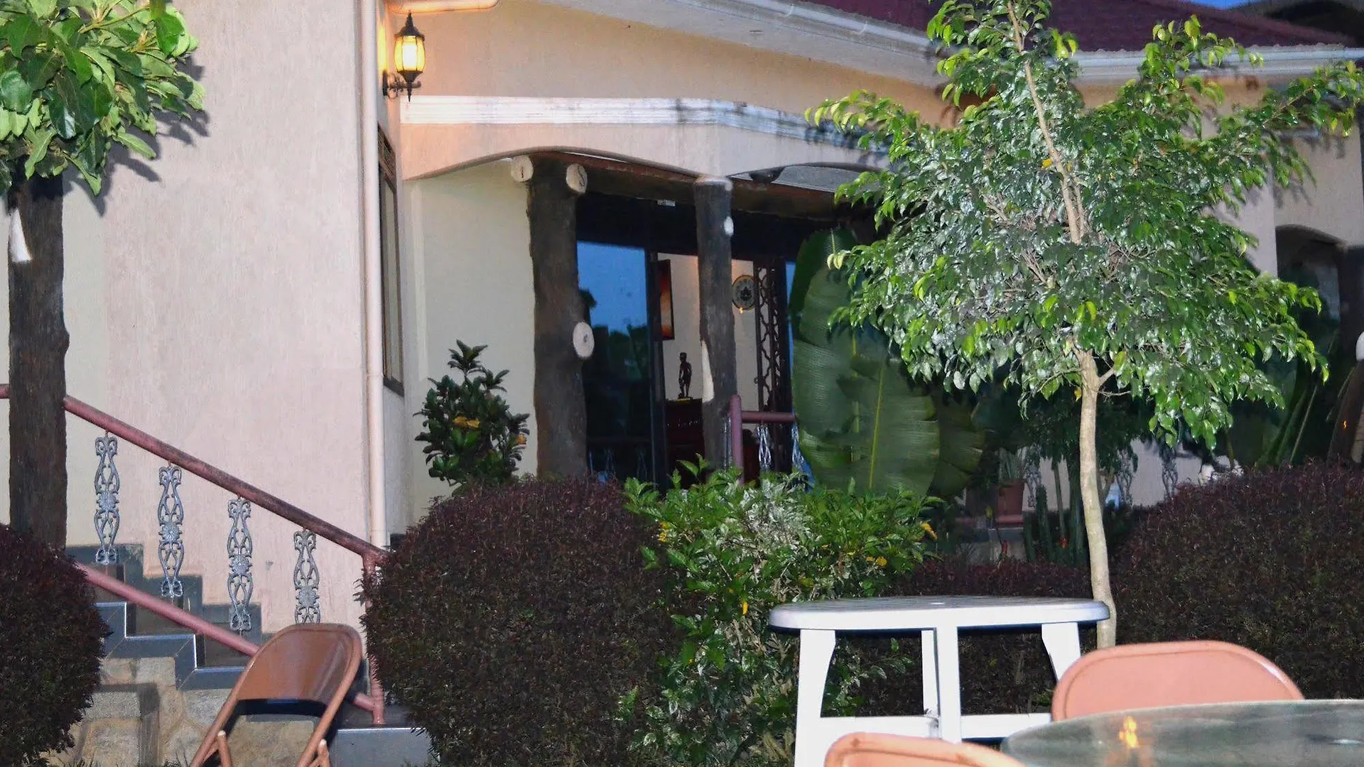 Great Wolf Hotel Entebbe 3*,